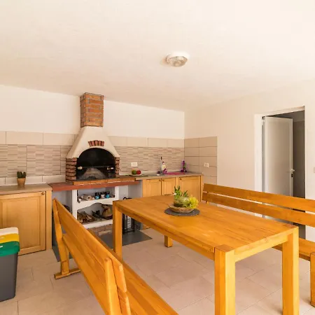 Holiday home Marina - Lbn411 By Interhome